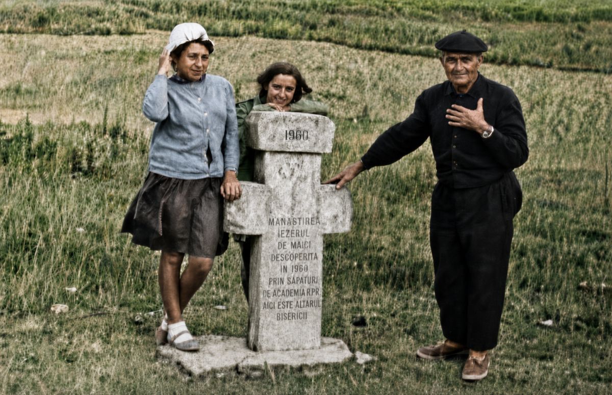 Cartea care redeschide dosarul Cernicăi medievale: la Palatul Suțu a fost lansat volumul despre satul dispărut de la Căldăraru, Mănăstirea Vorniceasa-Iezerul și cercetările lui Gheorghe Cantacuzino