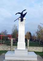 monumentul eroilor vulturul de la Balaceanca